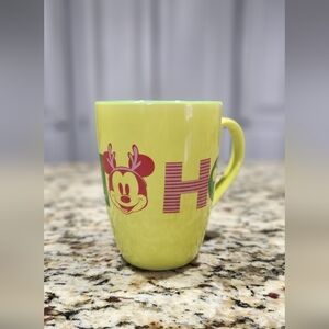 Disney Mickey Mouse holiday coffee mug
